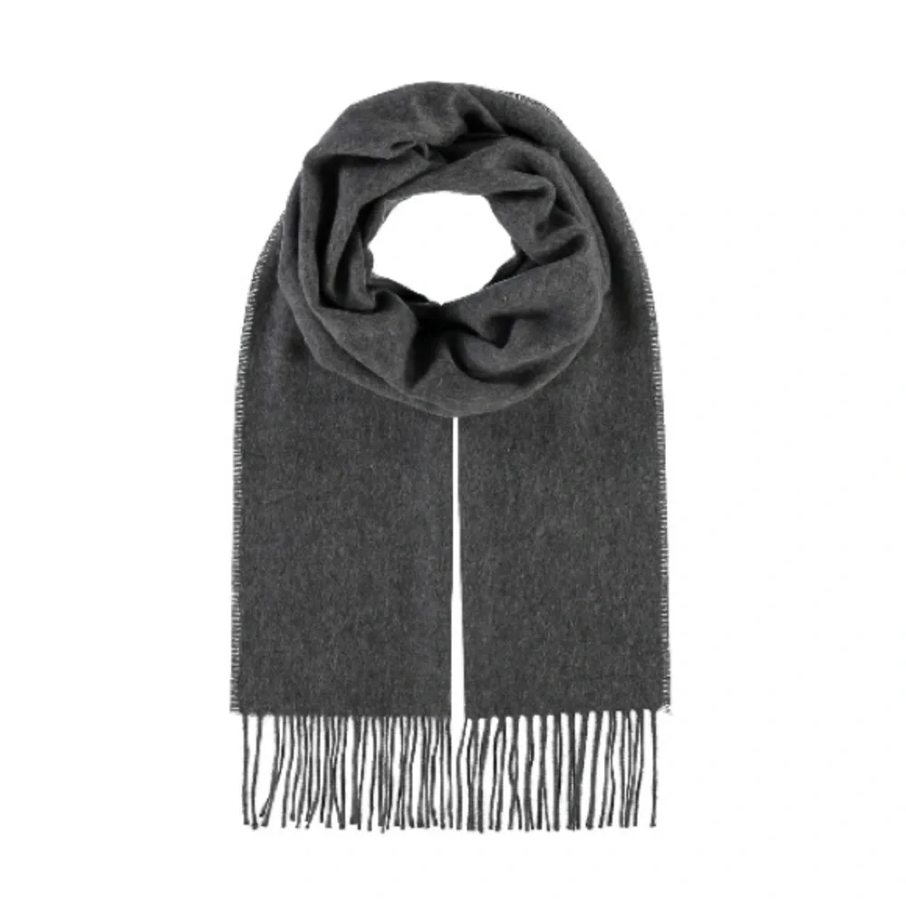 V. FRAAS Cashmere Light Grey Fringe Scarf, New w/Tag Retail $168